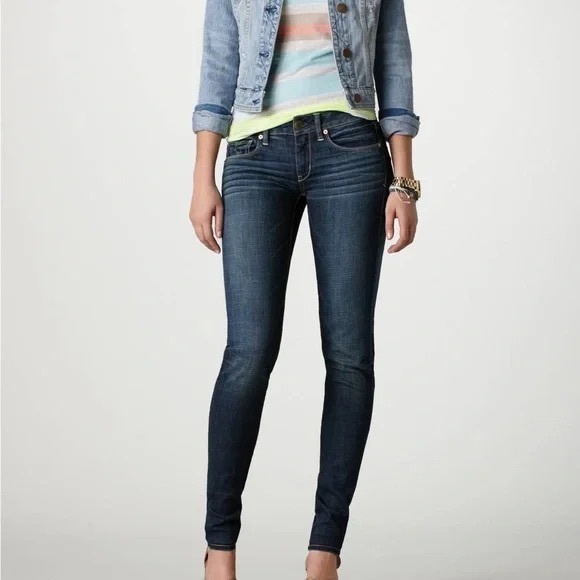 American Eagle Outfitters Denim - American Eagle Super Stretch Vintage Skinny Jeans, Model 7135, Women’s Size 6